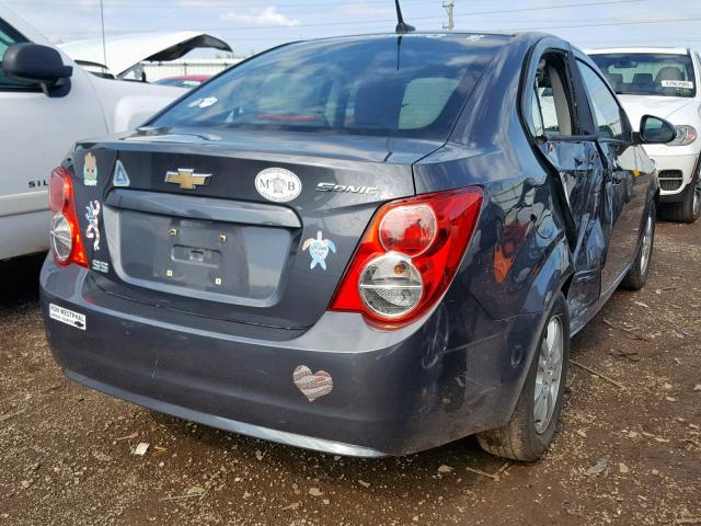 1G1JA5SH5C4227062 - 2012 CHEVROLET SONIC LS GRAY photo 4
