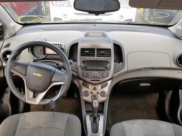 1G1JA5SH5C4227062 - 2012 CHEVROLET SONIC LS GRAY photo 9