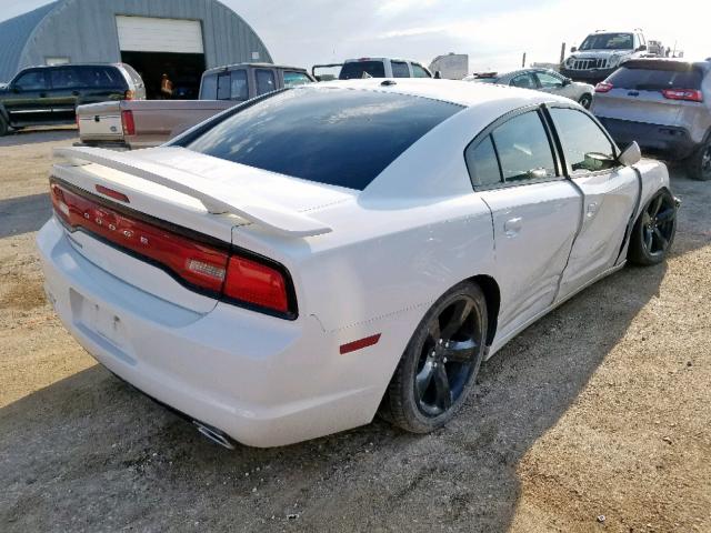 2C3CDXHG6DH695957 - 2013 DODGE CHARGER SX WHITE photo 4