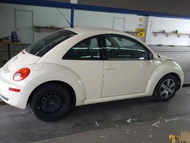 3VWPW31CX6M405356 - 2006 VOLKSWAGEN NEW BEETLE CREAM photo 9