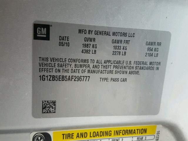 1G1ZB5EB5AF296777 - 2010 CHEVROLET MALIBU LS SILVER photo 10