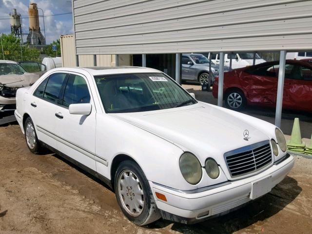 WDBJF20F1TJ017258 - 1996 MERCEDES-BENZ E 300D WHITE photo 1