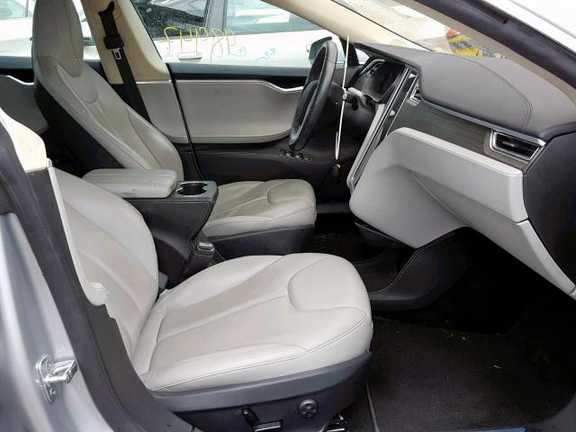5YJSA1S12EFP66242 - 2014 TESLA MODEL S فضي صورة 5