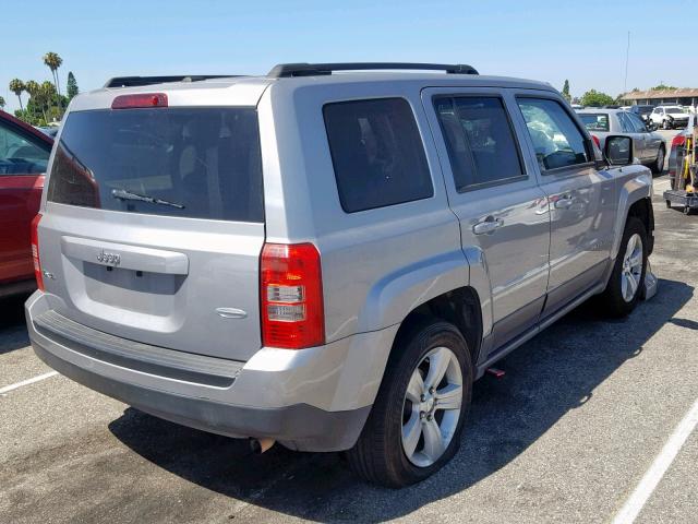 1C4NJRFB3HD175380 - 2017 JEEP PATRIOT LA SILVER photo 4