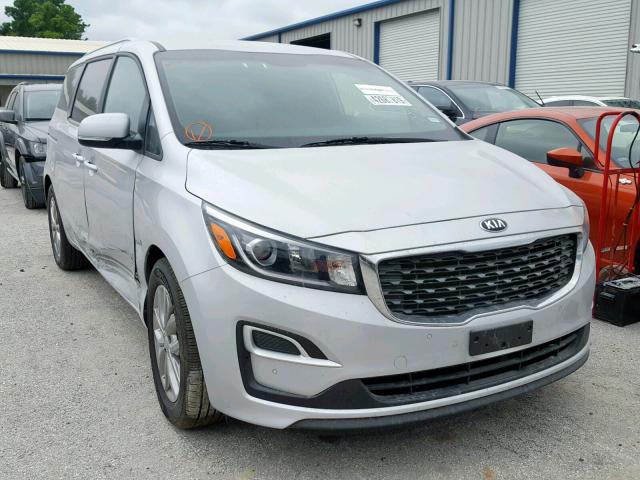 KNDMB5C11K6533715 - 2019 KIA SEDONA LX SILVER photo 1