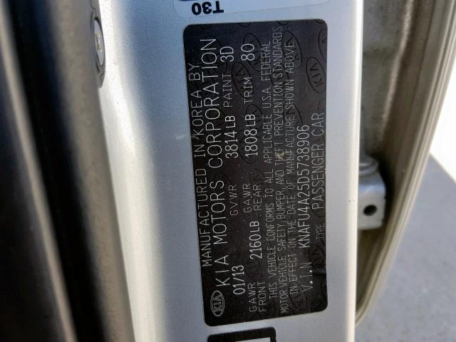 KNAFU4A25D5738906 - 2013 KIA FORTE EX SILVER photo 10