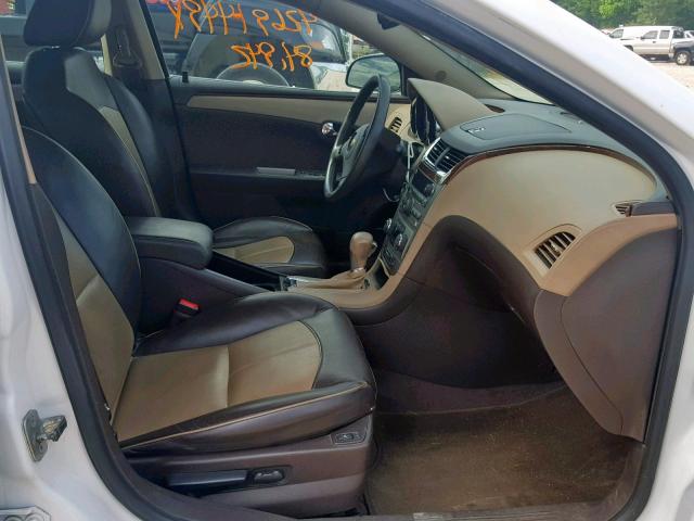 1G1ZG5E76CF378226 - 2012 CHEVROLET MALIBU LTZ თეთრი ფოტო 5