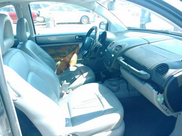 3VWDD21C52M417167 - 2002 VOLKSWAGEN NEW BEETLE ნაცრისფერი ფოტო 5