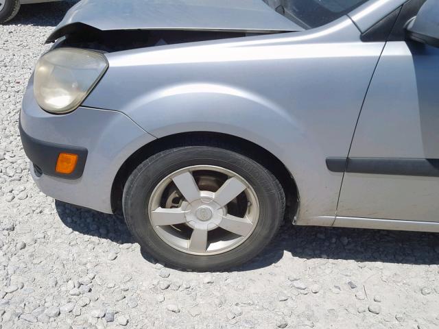 KNADE163566087861 - 2006 KIA RIO 5 SILVER photo 9