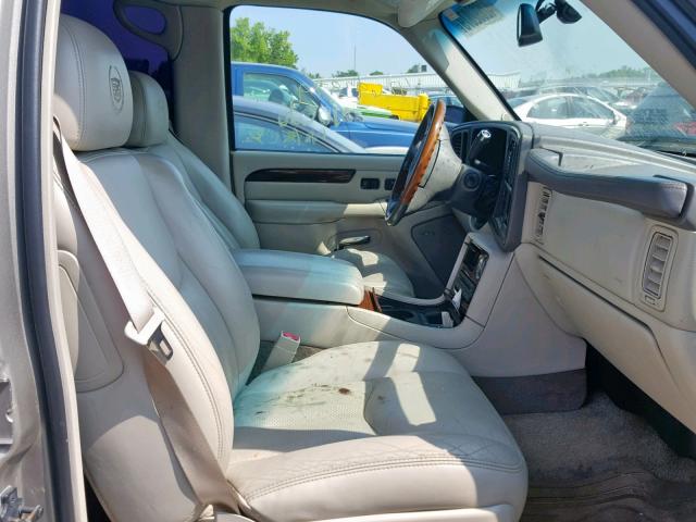 1GYEK63NX3R304697 - 2003 CADILLAC ESCALADE L TAN photo 5