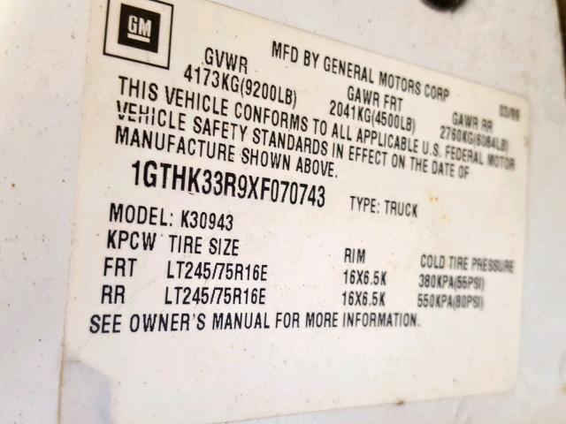 1GTHK33R9XF070743 - 1999 GMC SIERRA K35 WHITE photo 10