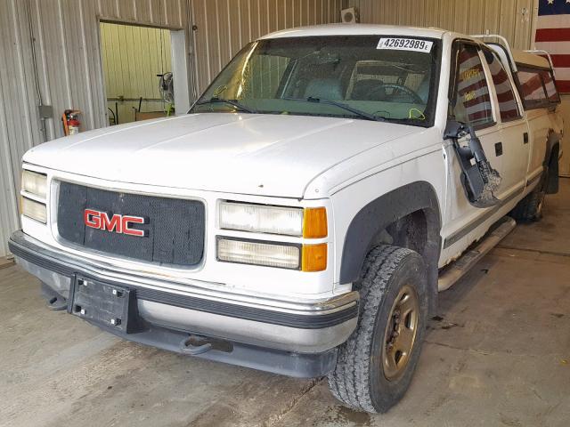 1GTHK33R9XF070743 - 1999 GMC SIERRA K35 WHITE photo 2