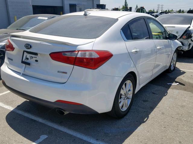 KNAFX4A82E5113974 - 2014 KIA FORTE EX WHITE photo 4