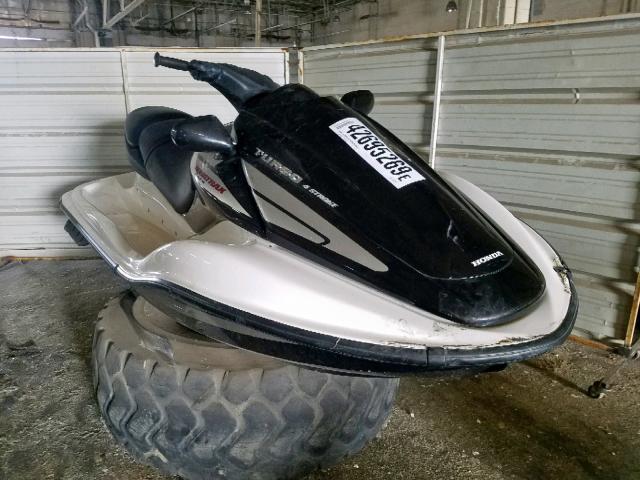 HPSE1576E707 - 2007 HONDA JET SKI TWO TONE photo 1