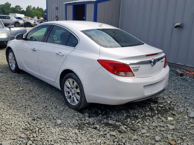 2G4GS5ER7D9226539 - 2013 BUICK REGAL PREM WHITE photo 3