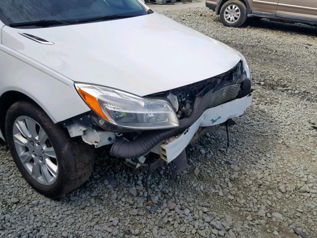 2G4GS5ER7D9226539 - 2013 BUICK REGAL PREM WHITE photo 9