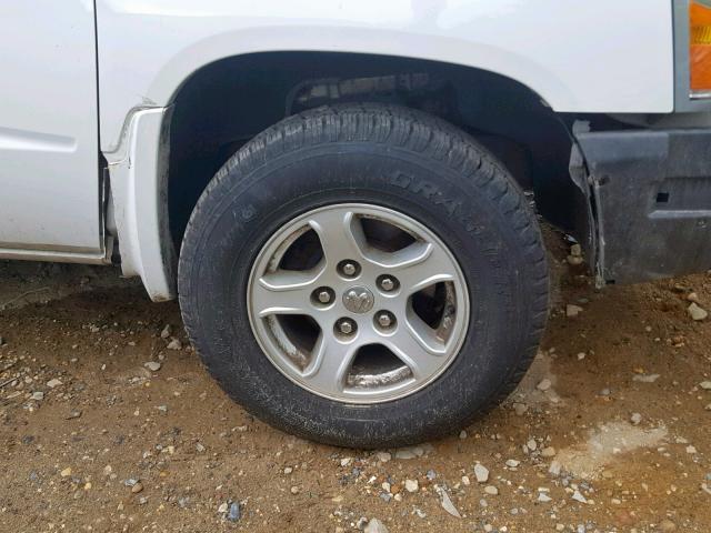 1D7HW48N56S716145 - 2006 DODGE DAKOTA QUA WHITE photo 9