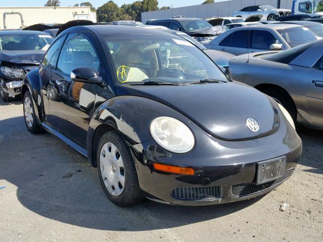 3VWPG3AG8AM036683 - 2010 VOLKSWAGEN NEW BEETLE BLACK photo 1