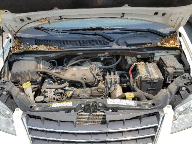 2A4RR5D15AR214612 - 2010 CHRYSLER TOWN & COU WHITE photo 7