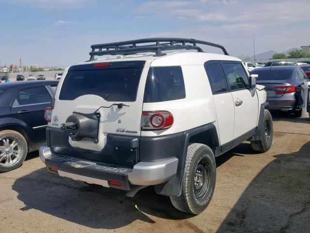 JTEZU4BF7EK013789 - 2014 TOYOTA FJ CRUISER WHITE photo 4