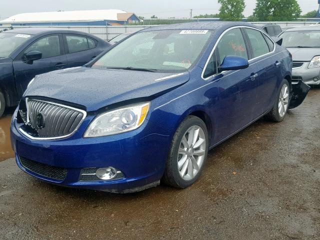 1G4PR5SK7D4143621 - 2013 BUICK VERANO CON BLUE photo 2