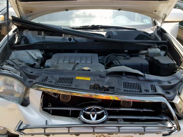 JTEES43AX82057975 - 2008 TOYOTA HIGHLANDER WHITE photo 7