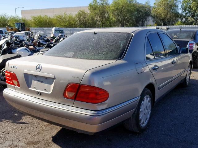 WDBJF55F4VA371322 - 1997 MERCEDES-BENZ E 320 GOLD photo 4