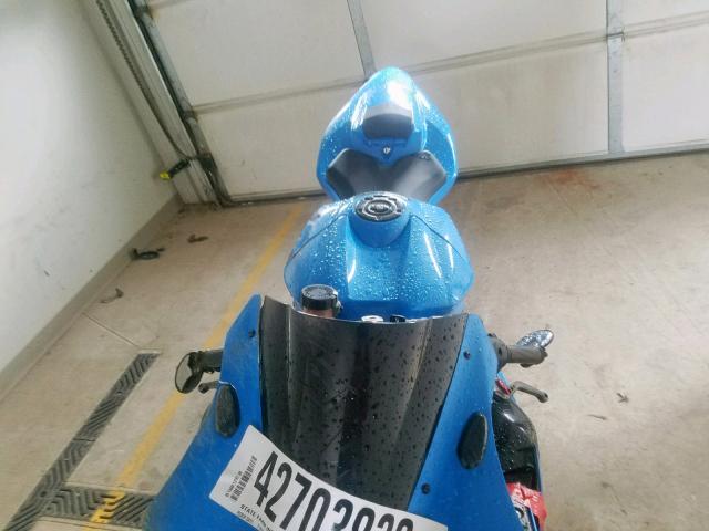 JYARN13E05A016475 - 2005 YAMAHA YZFR1 BLUE photo 5