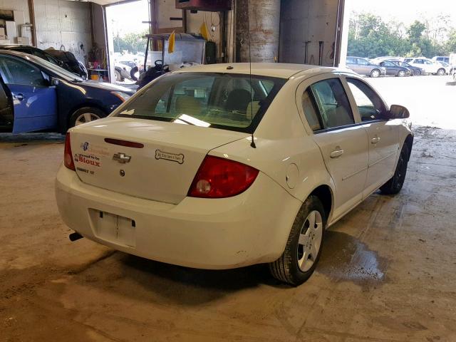 1G1AL58F987252052 - 2008 CHEVROLET COBALT LT WHITE photo 4