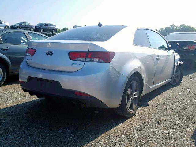 KNAFU6A26C5591408 - 2012 KIA FORTE EX SILVER photo 4