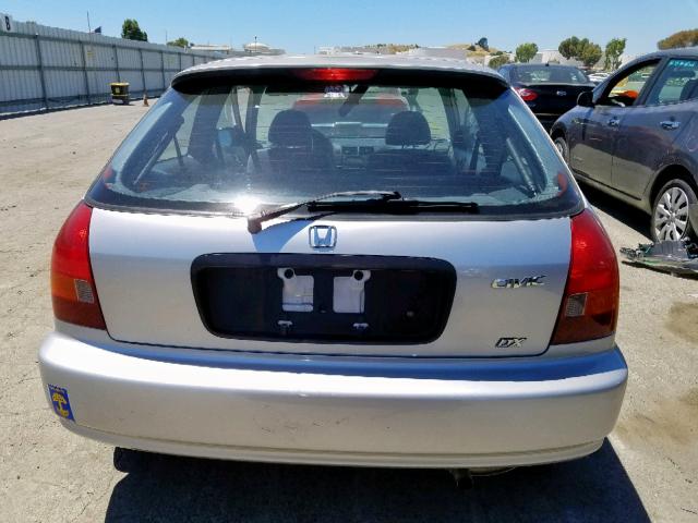 2HGEJ6347WH122543 - 1998 HONDA CIVIC DX SILVER photo 10