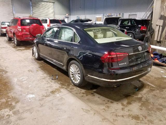 1VWBT7A30HC050258 - 2017 VOLKSWAGEN PASSAT SE BLUE photo 3