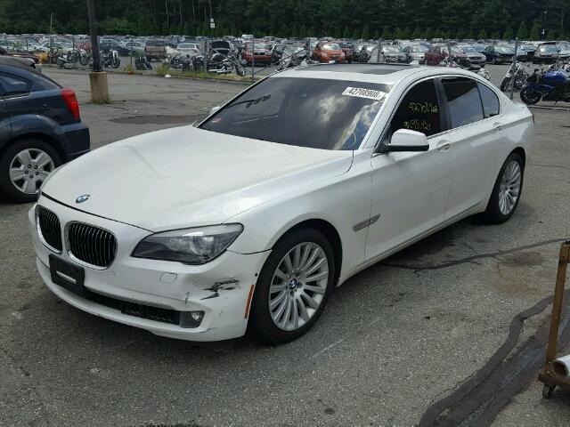 WBAKC6C51ACL67934 - 2010 BMW 750 I WHITE photo 2