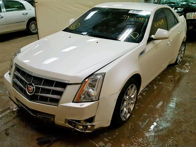 1G6DP57V580112853 - 2008 CADILLAC CTS HI FEA WHITE photo 2