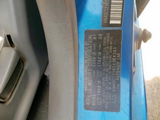 KNADC125656384343 - 2005 KIA RIO BLUE photo 10