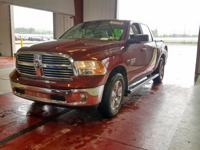 1C6RR7LT0KS557727 - 2019 RAM 1500 CLASS RED photo 2