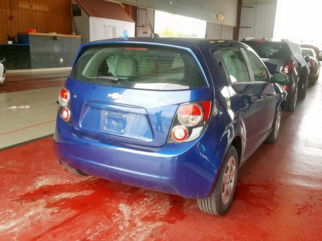 1G1JA6SH5E4136589 - 2014 CHEVROLET SONIC LS BLUE photo 4