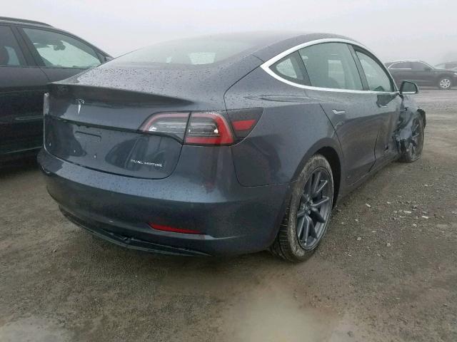 5YJ3E1EB7JF109718 - 2018 TESLA MODEL 3 GRAY photo 4