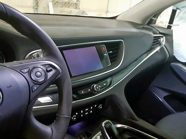 5GAERBKW0JJ180411 - 2018 BUICK ENCLAVE ES SILVER photo 9