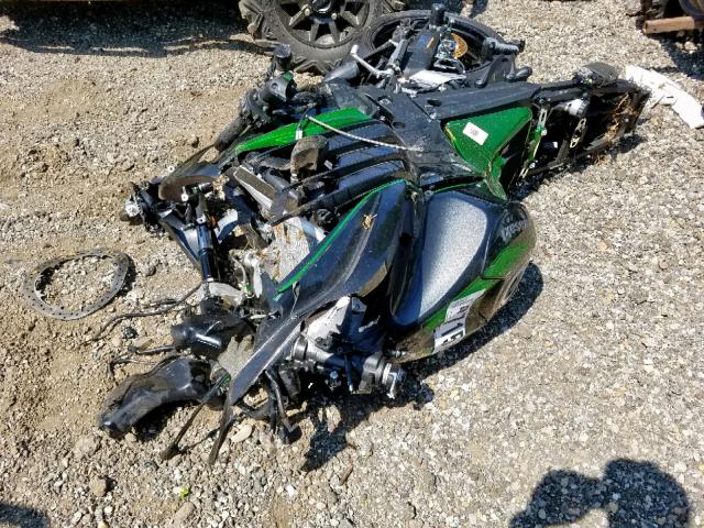 JKBZXNJ15JA005879 - 2018 KAWASAKI ZX1400 J GREEN photo 2