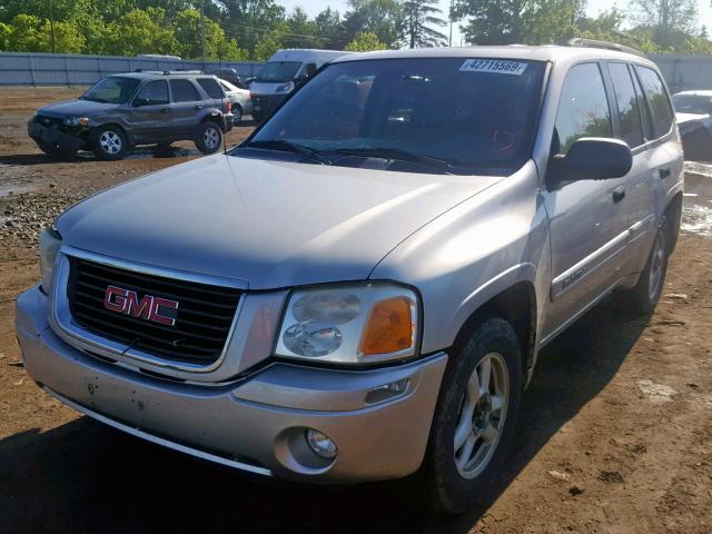 1GKDT13S442382463 - 2004 GMC ENVOY SILVER photo 2