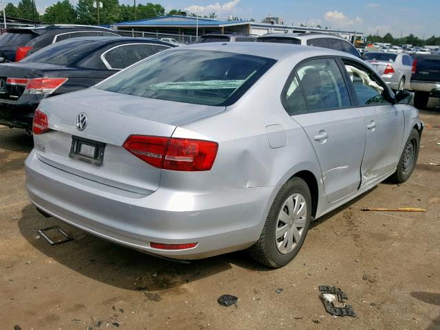 3VW2K7AJ6FM324317 - 2015 VOLKSWAGEN JETTA BASE SILVER photo 4