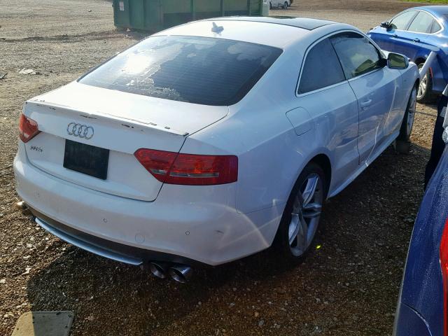 WAUVVAFR7BA073699 - 2011 AUDI S5 PRESTIG WHITE photo 4