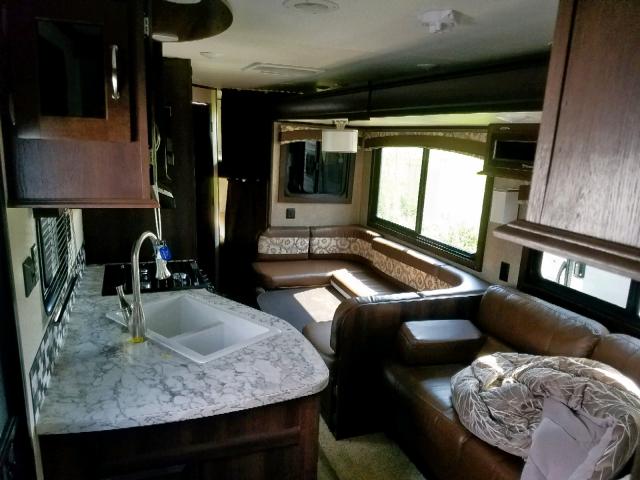 1UJBJ0BR4J1TC0494 - 2018 JAYCO JAYFLIGHT  TWO TONE photo 6