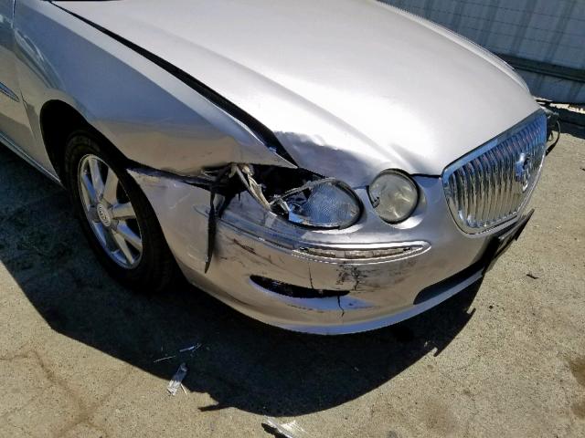 2G4WD582181200544 - 2008 BUICK LACROSSE C SILVER photo 9