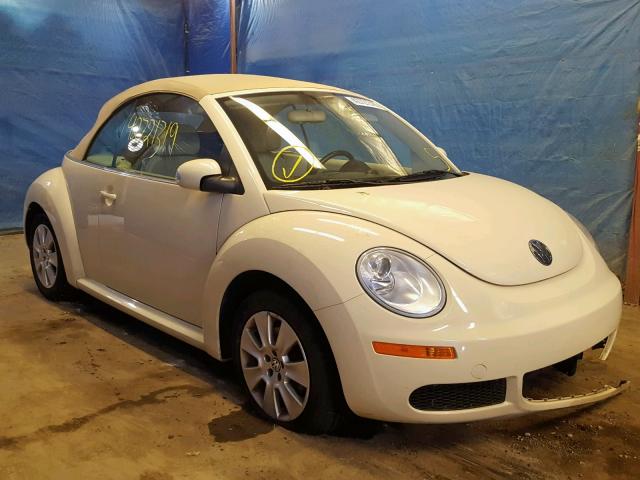 3VWRF31Y09M410137 - 2009 VOLKSWAGEN NEW BEETLE Creme Foto 1