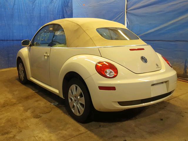 3VWRF31Y09M410137 - 2009 VOLKSWAGEN NEW BEETLE Creme Foto 3