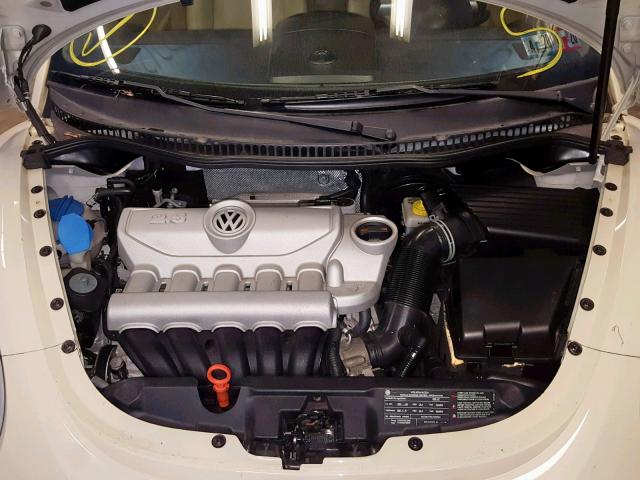 3VWRF31Y09M410137 - 2009 VOLKSWAGEN NEW BEETLE Creme Foto 7