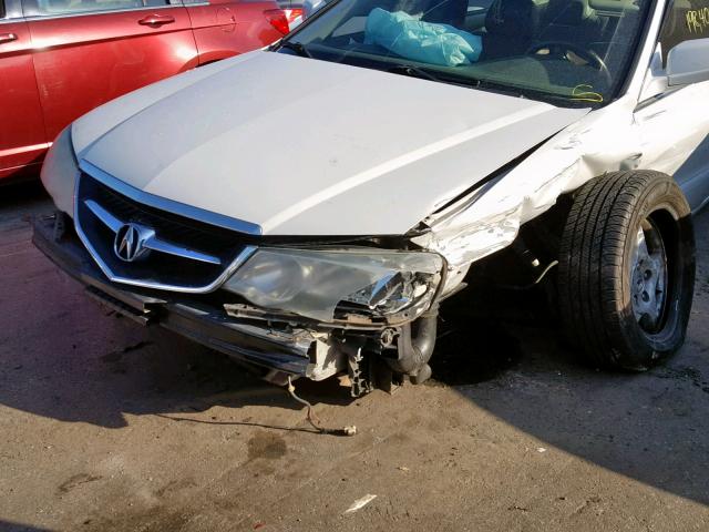 19UUA56633A055033 - 2003 ACURA 3.2TL WHITE photo 9