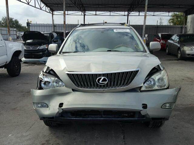 2T2GA31UX4C017135 - 2004 LEXUS RX SILVER photo 9